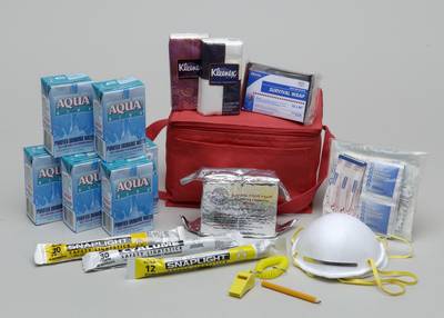 SafetyStore Basic Preparedness Kit earthquake kits, hurricane kits, tornado kits, evacuation kits, 72 hour kits, disaster kit, car kit, emergency kit, preparedness kit, bug out bag