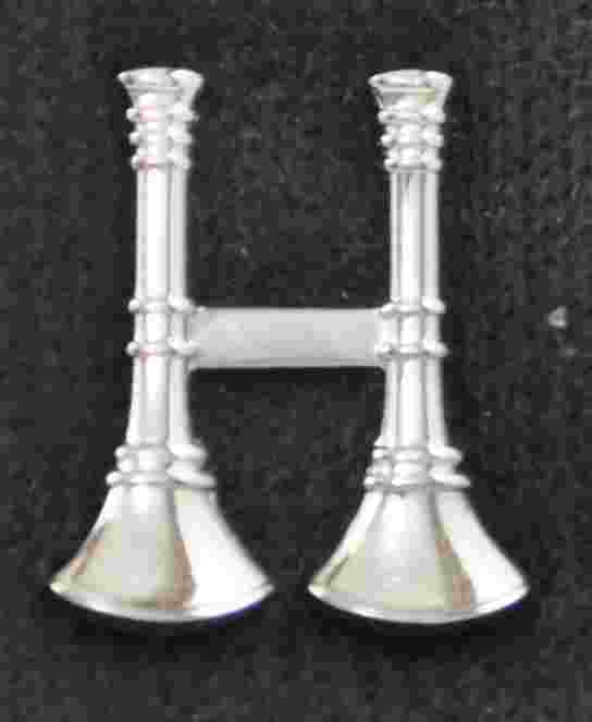 Double Bugle Pin Sold in pairs